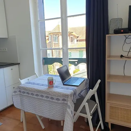 Piedanlo2 * Villers-sur-Mer